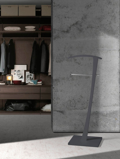 galán de noche, madera de haya, metal cromado, diseño elegante, organizador de ropa, dormitorio, maussa, funcional, moderno